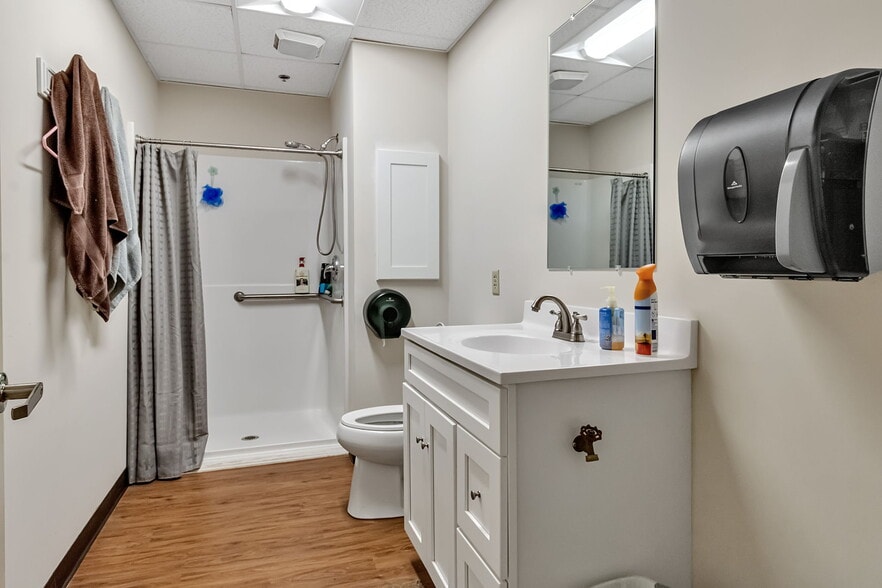 More Photos Of 2-85 Bristol Ln, Ellicottville General Retail For Lease