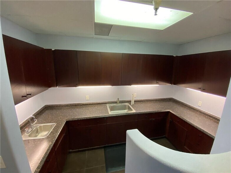 More Photos Of 8350 Florence Ave, Downey Coworking Space