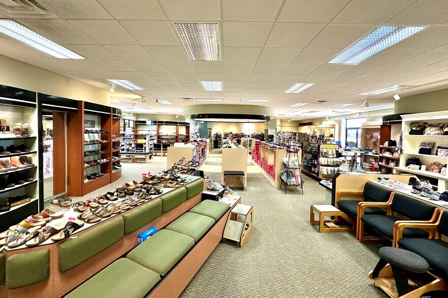 More Photos Of 6 Convenience Center Dr, Champaign Freestanding For Sale