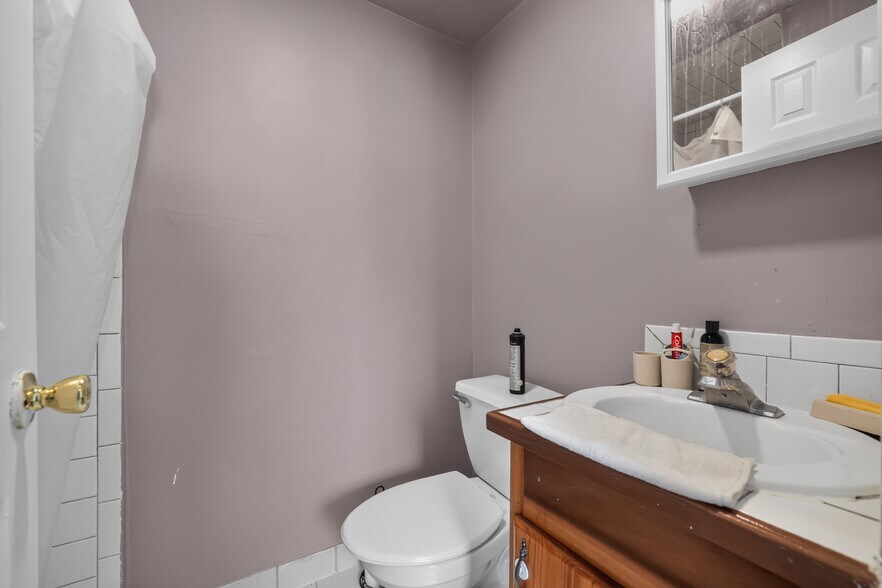 More Photos Of 1132 W Main St, Norristown Apartments For Sale