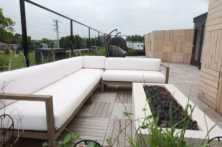 More Photos Of 1219 4th Ave S, Nashville Office For Lease