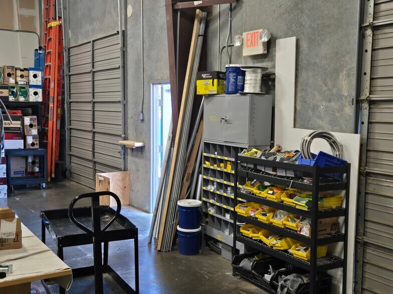 More Photos Of 7750B Trinity Rd, Cordova Light Distribution For Lease