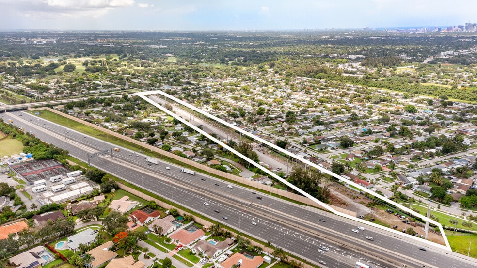 More Photos Of 5050 Peters Rd, Plantation Land For Lease