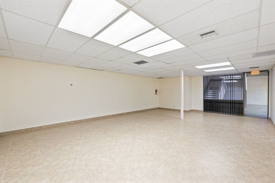 More Photos Of 225 S Civic Dr, Palm Springs Medical For Sale