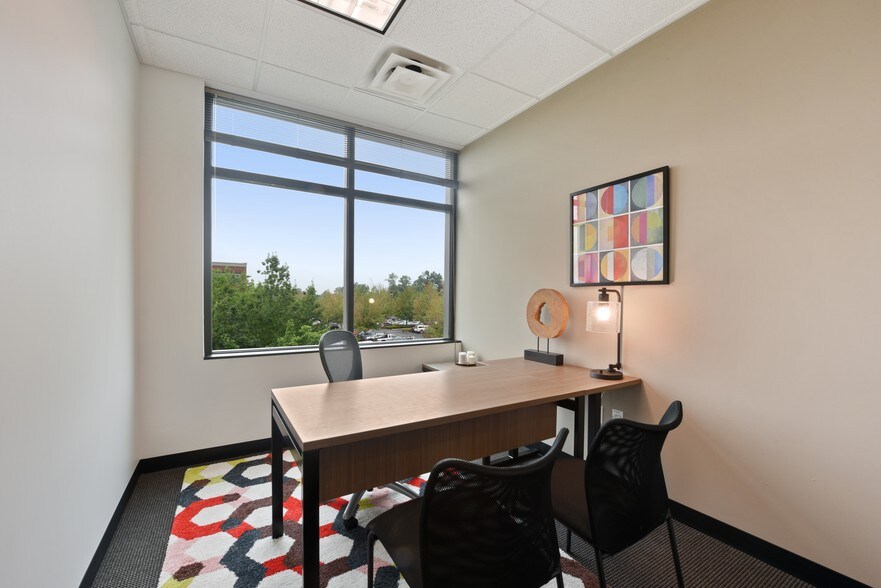 More Photos Of 2219 Rimland Dr, Bellingham Coworking Space