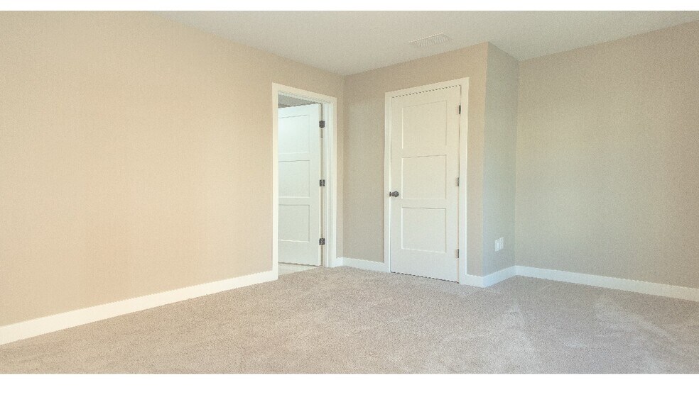 More Photos Of 60 Richards St, Worcester Apartments For Sale