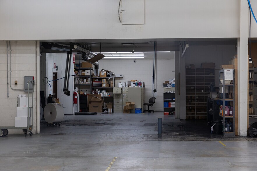 More Photos Of 6390 N Broadway, Denver Manufacturing For Lease