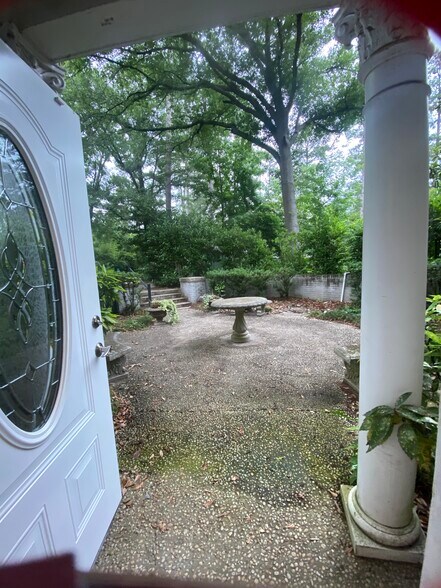 More Photos Of 1600 St Julian Pl, Columbia Office For Lease