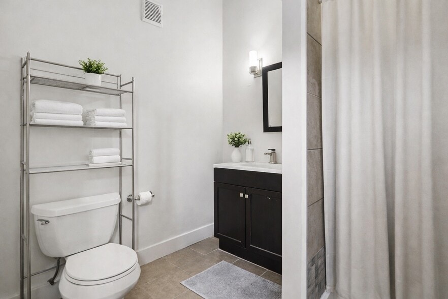 More Photos Of 601 S 5th St, Leavenworth Apartments For Sale