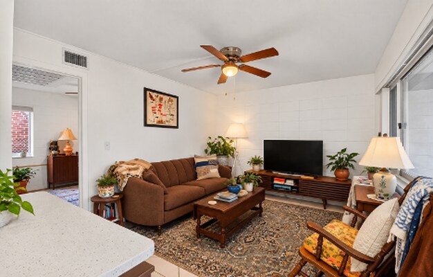 More Photos Of 309 S Palmway, Lake Worth Beach Multifamily For Sale
