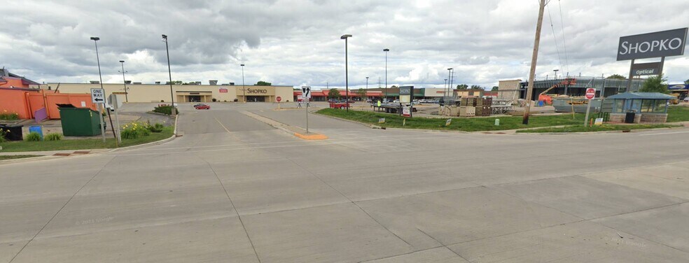 More Photos Of 1578 Appleton Rd, Menasha Storefront For Lease