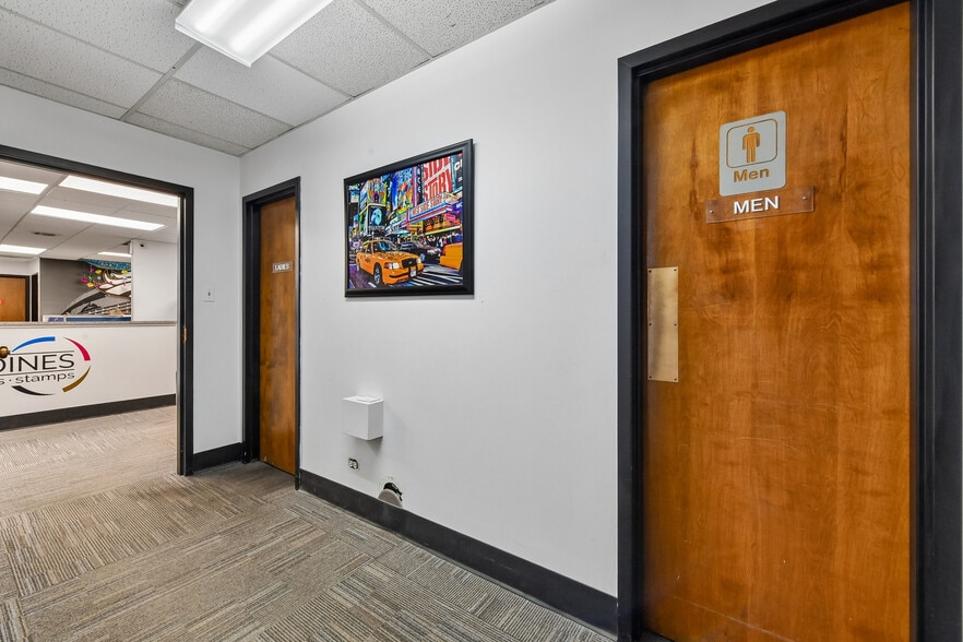 More Photos Of 790 Umatilla St, Denver Warehouse For Sale