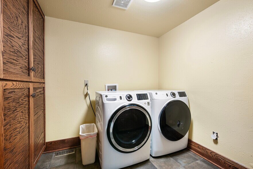 More Photos Of 292 S Garden Way, Eugene Land For Sale