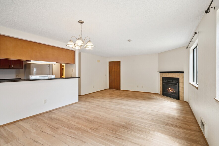 More Photos Of 9608 NE 188th St, Bothell Apartments For Sale