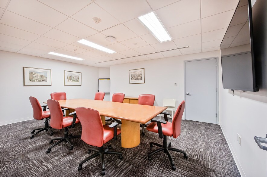 More Photos Of 465 Columbus Ave, Valhalla Medical For Lease