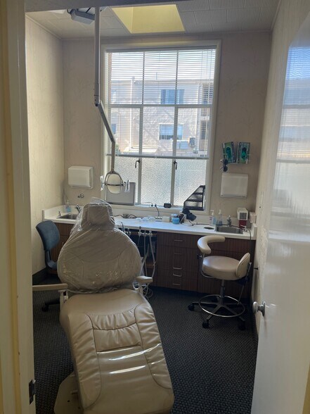 More Photos Of 2235 Channing Way, Berkeley Medical For Lease