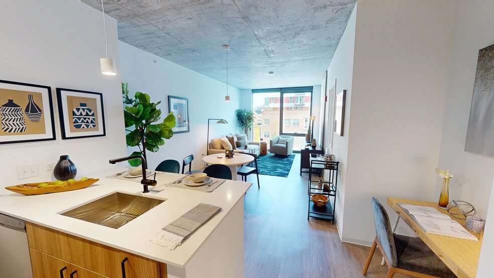 More Photos Of 1717 S Michigan Ave, Chicago Apartments For Lease