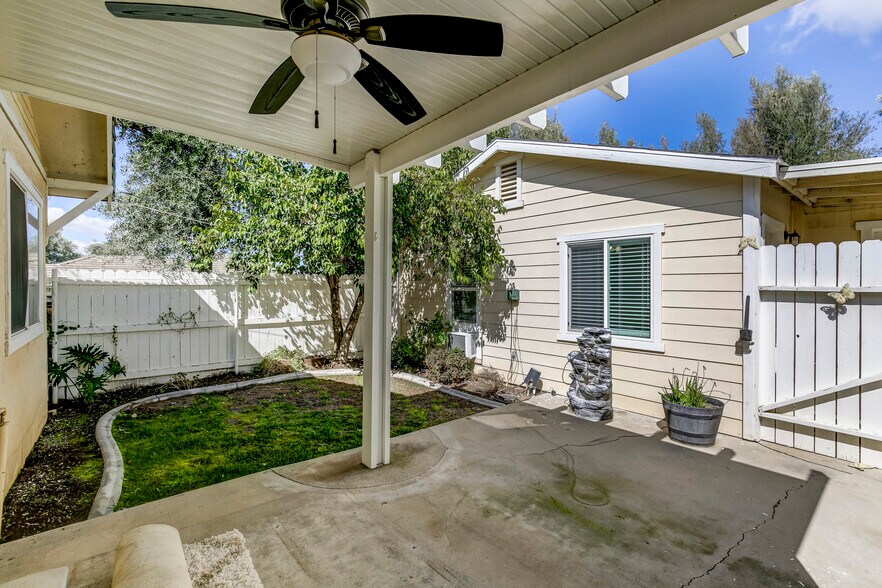 More Photos Of 2371 Mentone Ave, Mentone Apartments For Sale