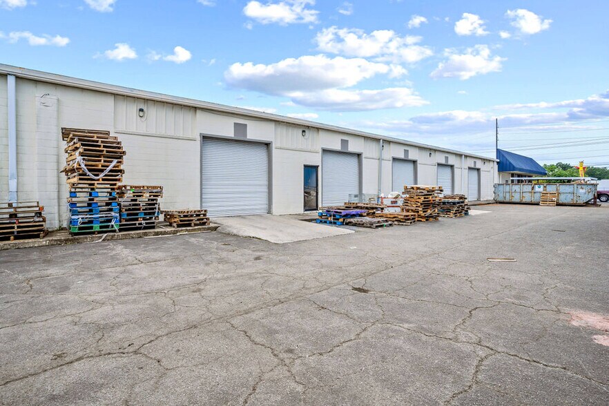 More Photos Of 1809 Gordon Hwy, Augusta Warehouse For Sale