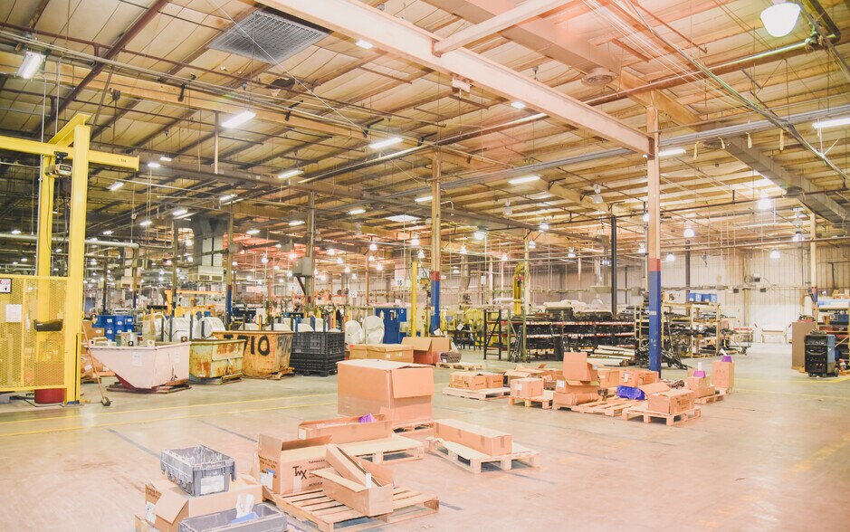 More Photos Of 2760 Gunter Park Dr, Montgomery Manufacturing For Sale