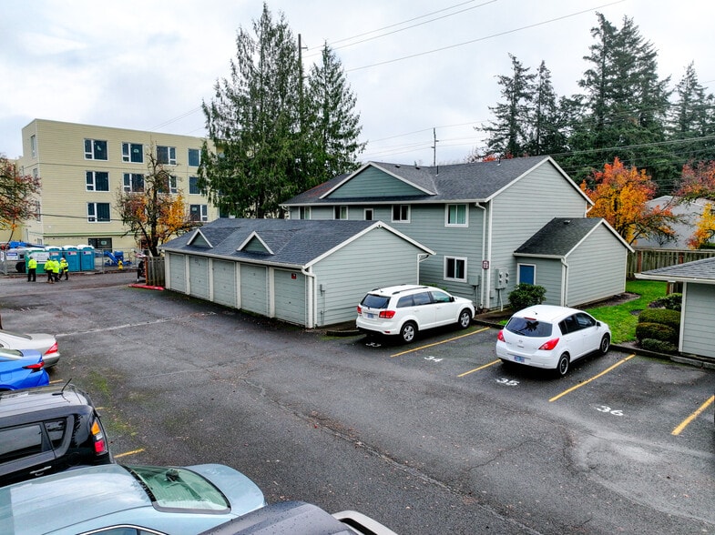 More Photos Of 16405 E Burnside St, Portland Apartments For Sale