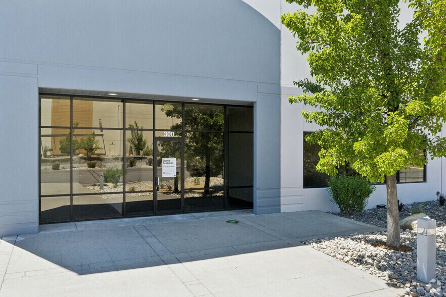 More Photos Of 900 N Hills Blvd, Reno Unknown For Lease