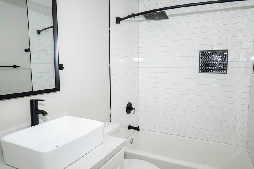 More Photos Of 5548 Riley St, San Diego Apartments For Sale