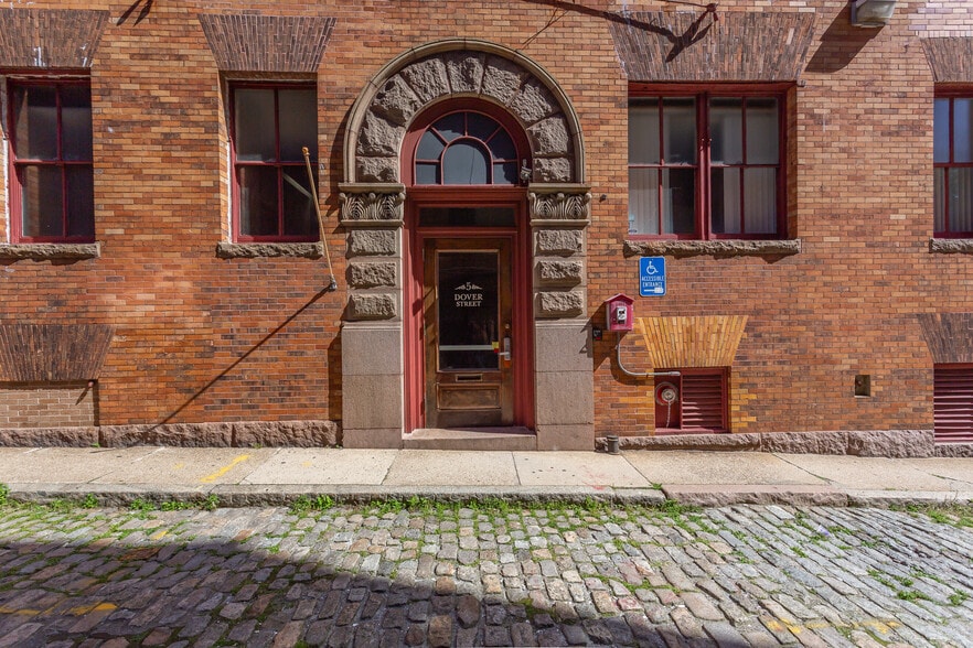 More Photos Of 5 Dover St, New Bedford Office Residential For Sale