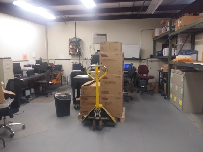 More Photos Of 32 Mission St, Gardner Industrial For Sale