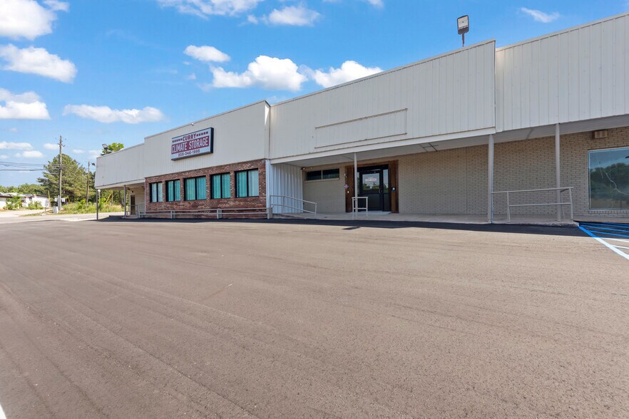 More Photos Of 6740 Curry Hwy, Jasper General Retail For Lease