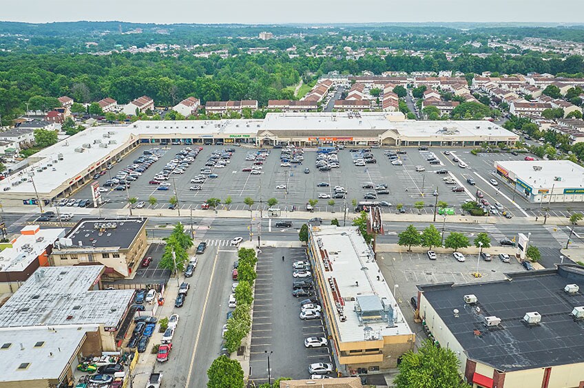 More Photos Of 2040-2060 Forest Ave, Staten Island Unknown For Lease