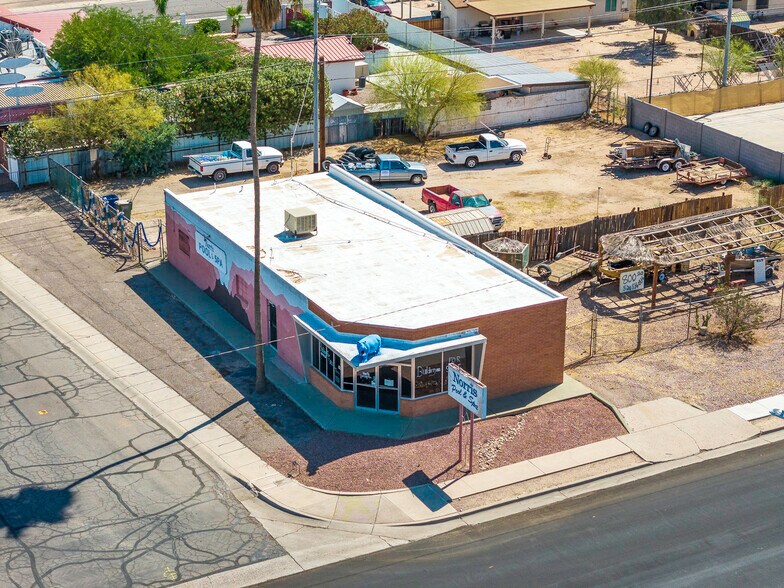 More Photos Of 300 E 2nd St, Casa Grande Freestanding For Sale