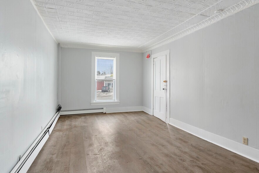 More Photos Of 4 Elm St, Lancaster Apartments For Sale