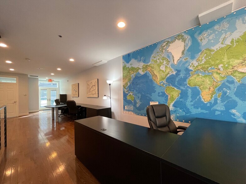 More Photos Of 211 K St Ne, Washington Office Residential For Sale