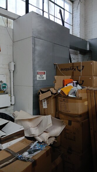 More Photos Of 59-48 55th St, Maspeth Manufacturing For Sale