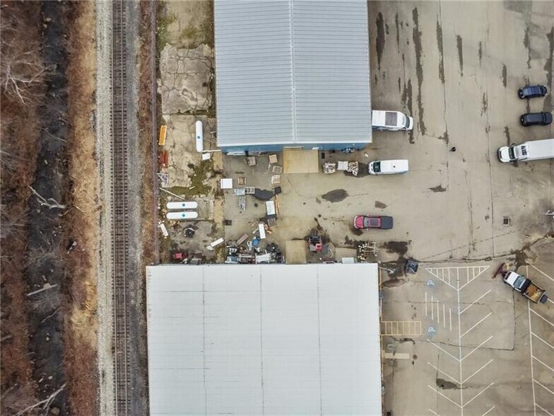 More Photos Of 479 Ferguson Rd, Dunbar Refrigeration Cold Storage For Sale