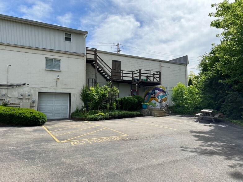 More Photos Of 3329-3337 Dayton-Xenia Rd, Dayton General Retail For Sale