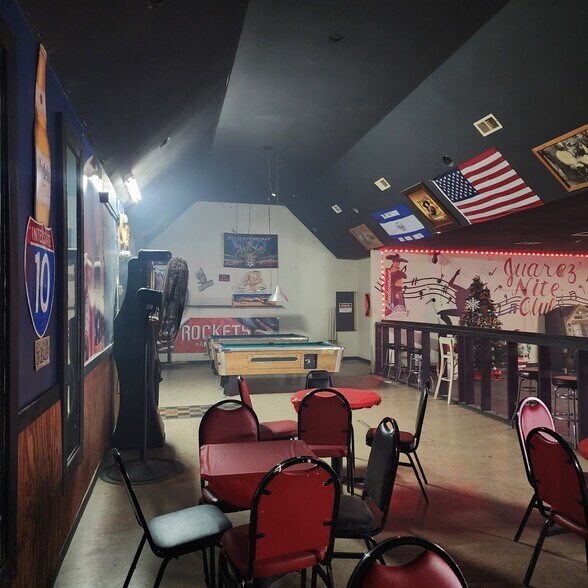 More Photos Of 12774 Market Street Rd, Houston General Retail For Sale