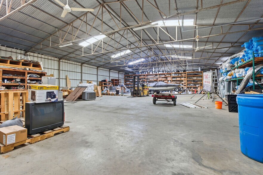 More Photos Of 2701 N Main St, Mansfield Industrial For Sale