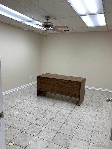 More Photos Of 420 Davis Ave, Dayton Warehouse For Lease