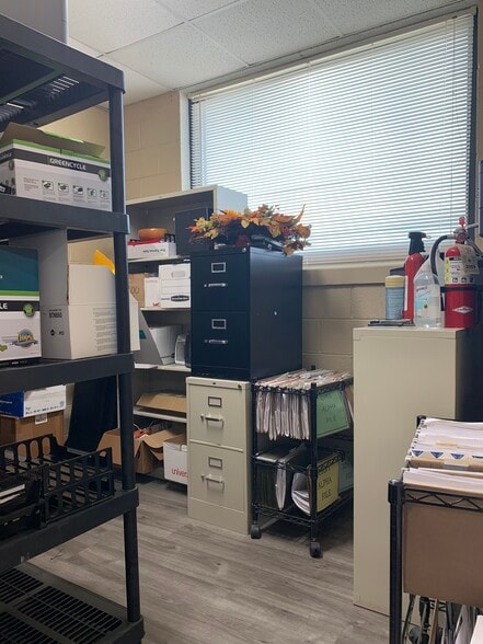 More Photos Of 109 W Atlantic St, South Hill Storefront Retail Office For Sale