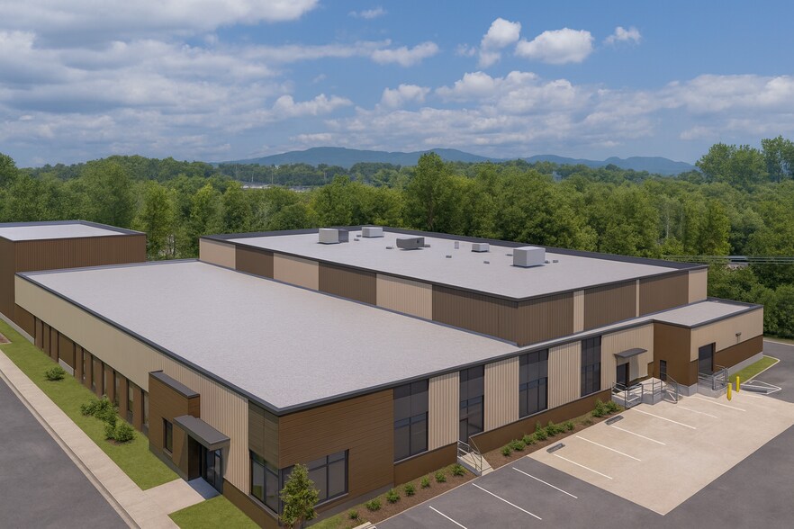 More Photos Of 701 Oriole Dr, Hendersonville Warehouse For Sale