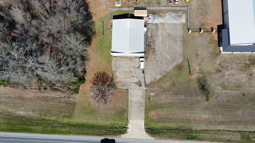 More Photos Of 3424 Texas 436 loop, Carthage Office For Sale