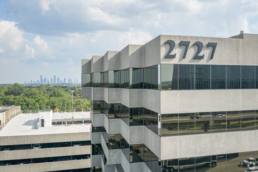 More Photos Of 2727 North Loop W, Houston Office For Lease