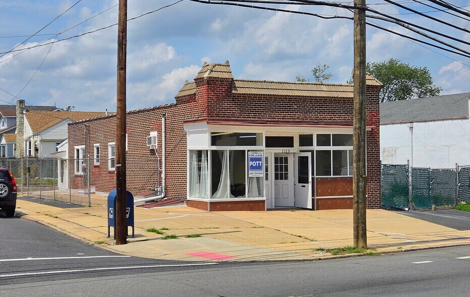 More Photos Of 1125 Prospect St, Ewing Storefront Retail Residential For Lease