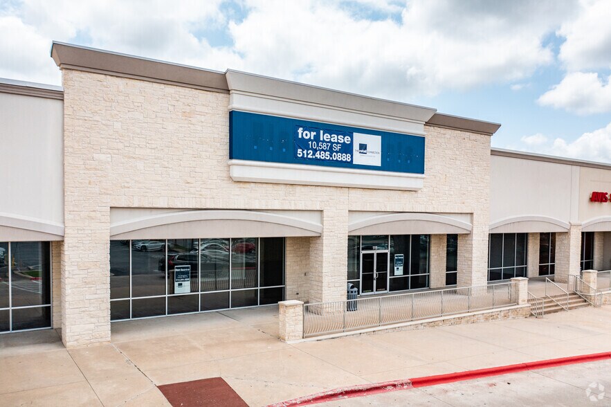 More Photos Of 12901 N I-35 Service Rd, Austin Unknown For Lease