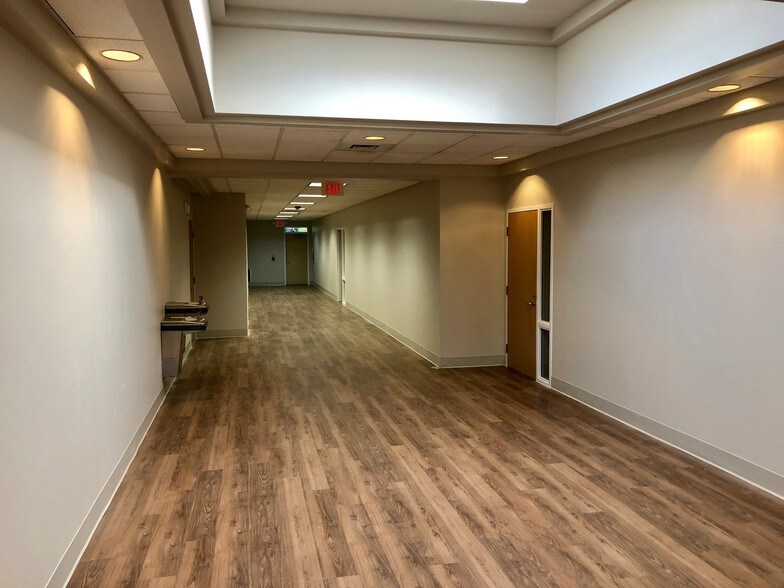 More Photos Of 705 Breedlove Dr, Monroe Medical For Lease