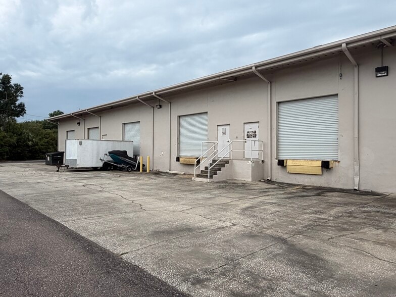 More Photos Of 15201 Roosevelt Blvd, Clearwater Unknown For Lease