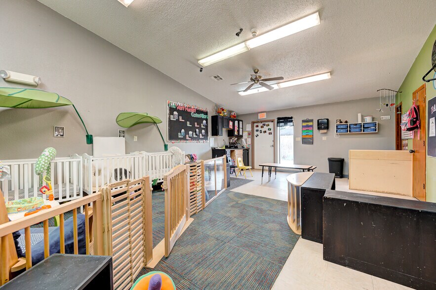 More Photos Of 11801 Southwood Dr, Oklahoma City Daycare Center For Sale
