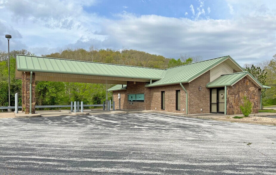 More Photos Of 30667 State Highway 413, Galena Office For Lease